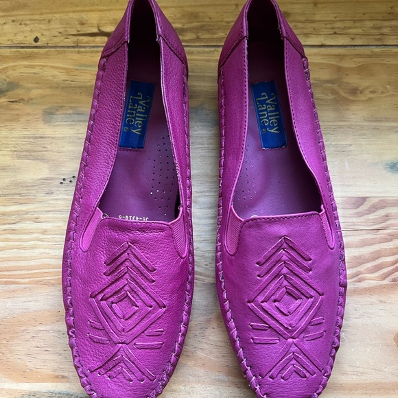 VALLEY LANE PINK LOAFERS SZ 9 1/2 W - Picture 2 of 8